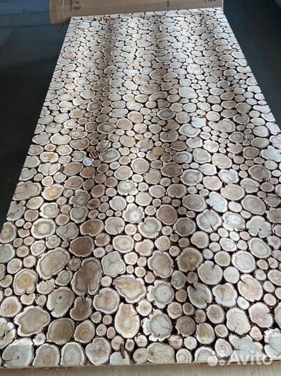 Панно из можжевельника