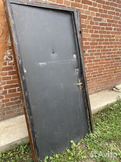 Дверь входная железная бу