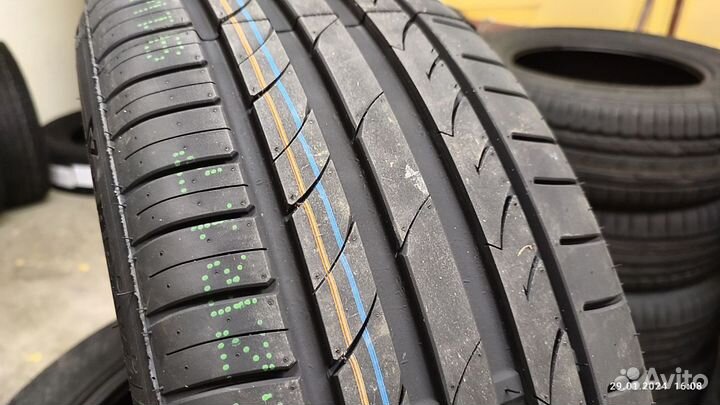 Tracmax X-Privilo TX3 255/45 R19 104Y