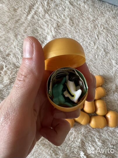 Игрушки киндер natoons