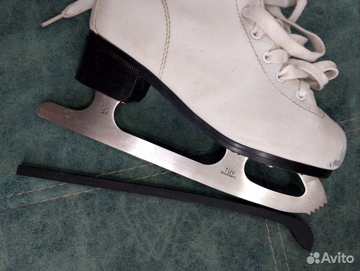 Коньки фигурные