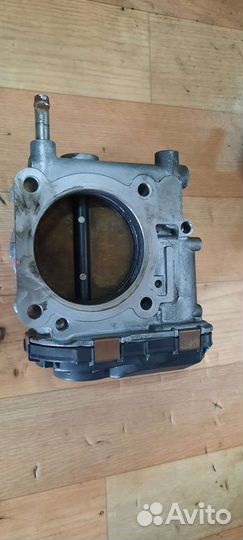 Дроссельной заслонка Subaru Tribeca, Legacy 3.0