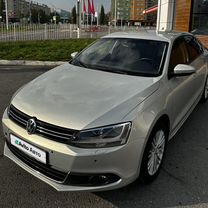 Volkswagen Jetta 1.4 MT, 2011, 211 000 км, с пробегом, цена 760 000 руб.