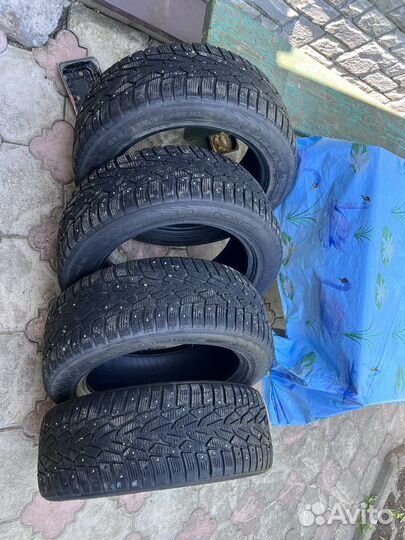 Nokian Tyres Hakkapeliitta 7 215/55 R17 98T