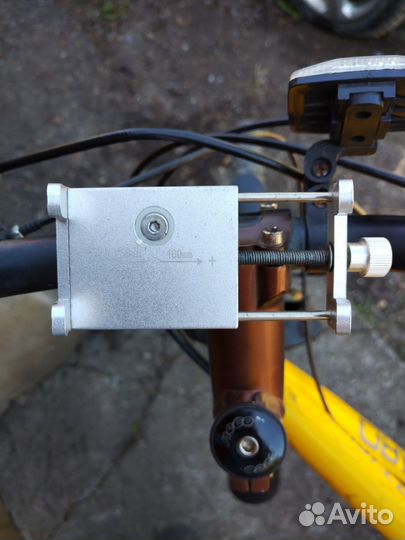 Держатель для телефона на велосипед