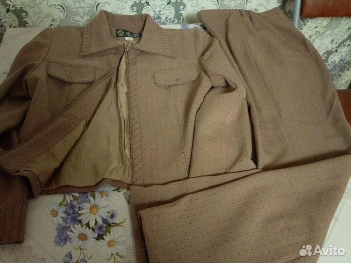 Костюм тройка женский брючной с пиджаком