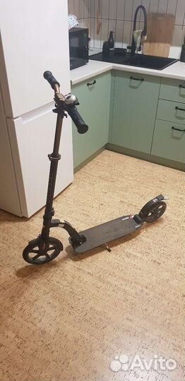 Самокат Roces, колеса 230/200мм