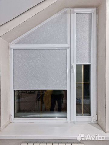 Жалюзи Рулонные шторы на скошенное окно