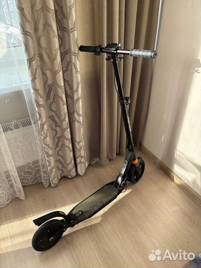 Электросамокат rush hour