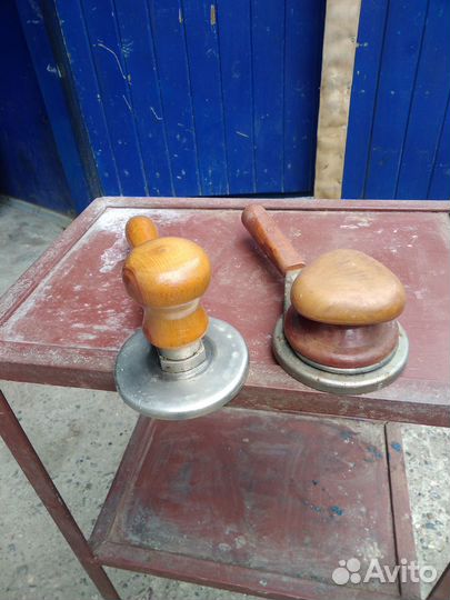 Машинка для закатывания банок