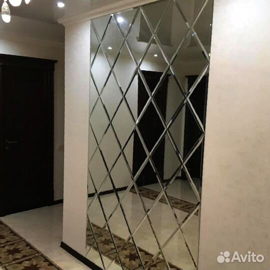 Зеркальное панно