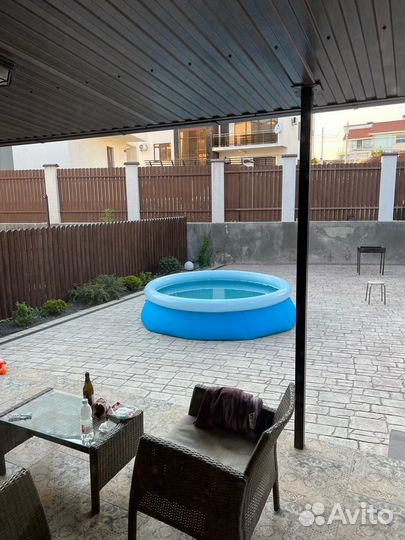 Надувной бассейн