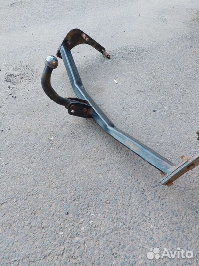 Фаркоп на LADA xray