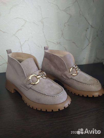 Ботинки новые, разные модели