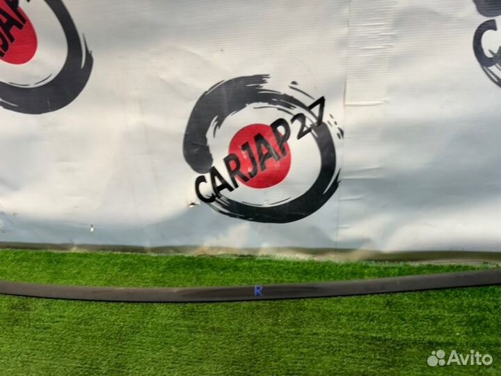 Молдинг крыши правый Honda Fit Shuttle GG7 L15A