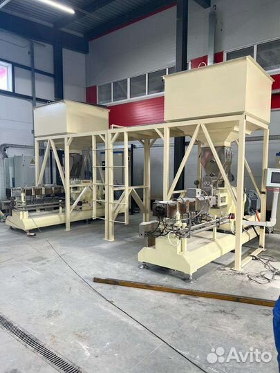 Бункер с питателем бункер накопитель