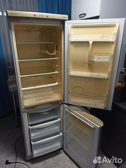 Холодильник samsung rl28fbsi1/bwt на запчасти