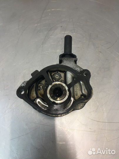 Насос вакуумный Mercedes E-Class C207 OM651 2.2