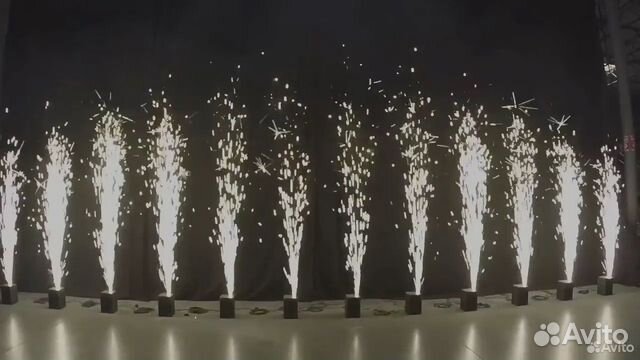 Sparkular искрящиеся фонтаны