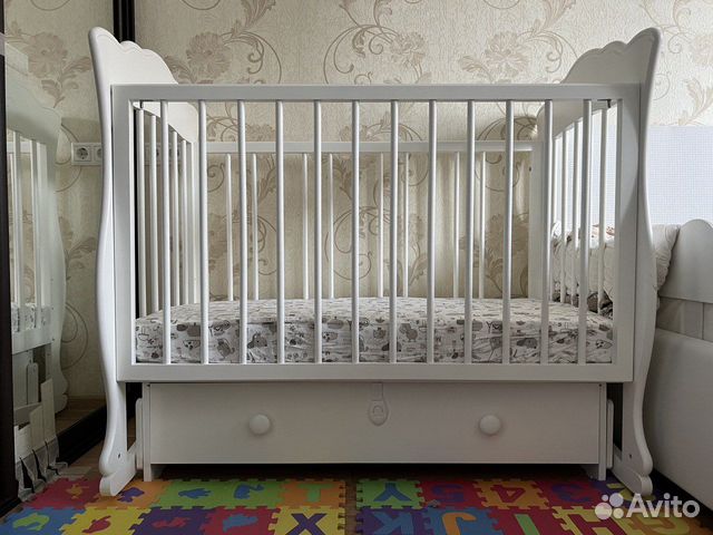 Детская кроватка