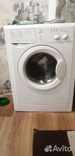 Стиральная машина indesit