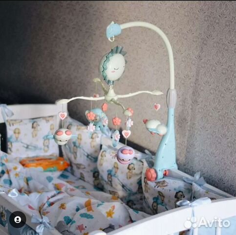 Мобиль на кроватку. Музыкальная карусель