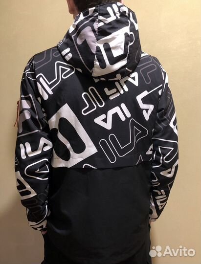 Ветровка для мальчика 164