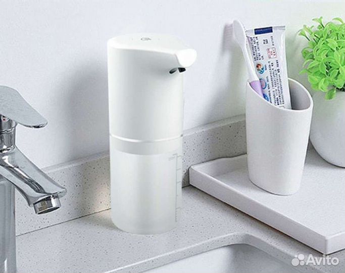 Автоматический диспенсер для мыла