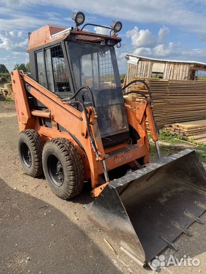 Мини-погрузчик Уралвагонзавод ПУМ-500, 2004