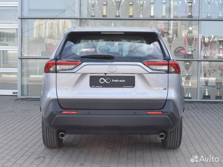 Toyota RAV4 2.0 CVT, 2022, 149 км