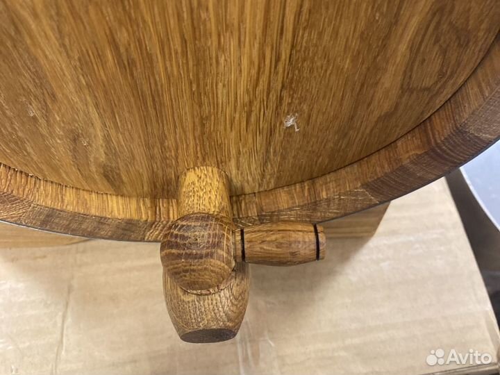 Бочка дубовая 5-10 литров, с подставкой