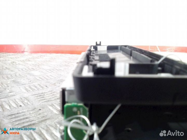 CD-чейнджер BMW 5 E60/E61 2004 65129131850