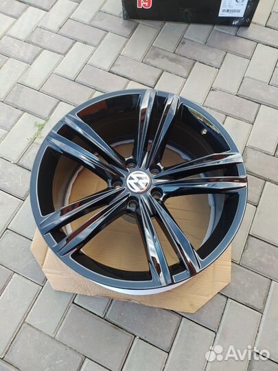 R19/5/112 Sebring VW Tiguan, Passat B8, CC Skoda