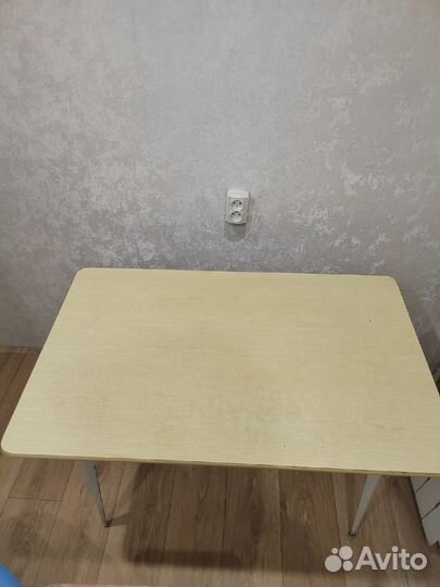 Кухонный стол бу