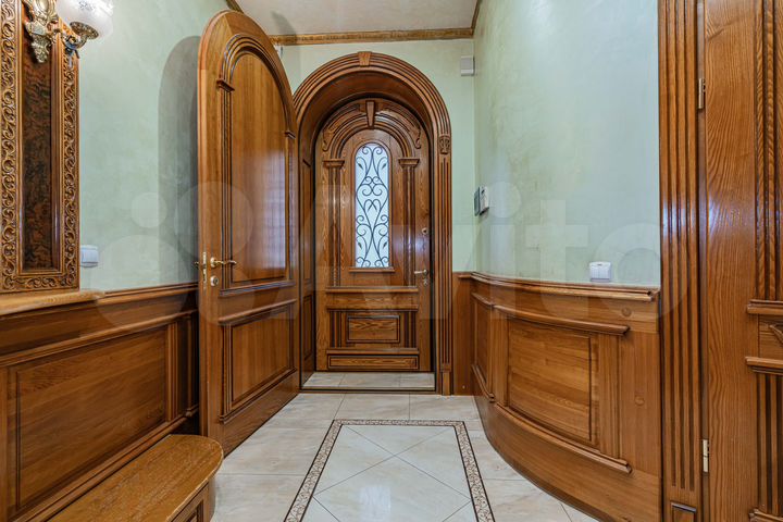 Таунхаус 385 м² на участке 6 сот.