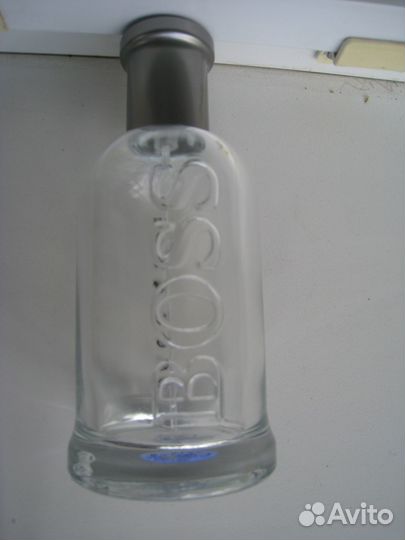 Бутылек из под туалетной воды hugo boss 100ml