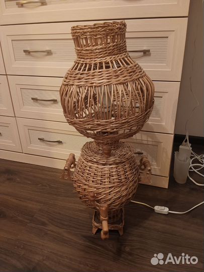 Абажур плетёный в форме самовара