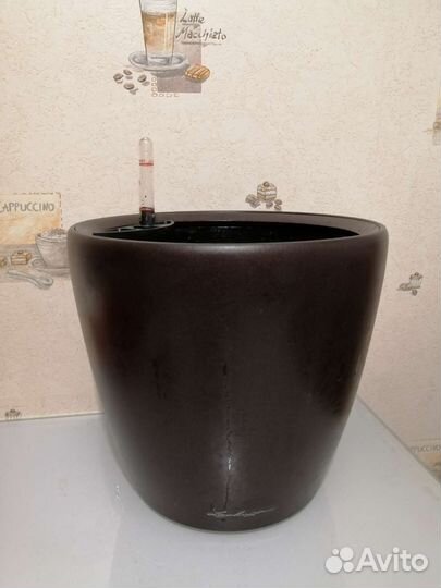 Кашпо с автополивом lechuza