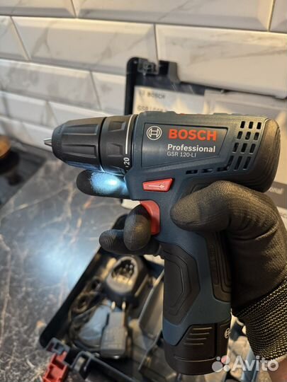 Шуруповерт Bosch GSR 120 li