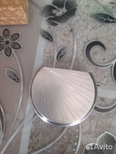 Серебряная пудреница.875 пробы