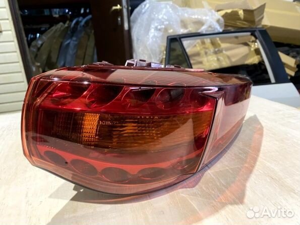 Фонарь в крыло левый новый Infiniti FX/QX70 (S51)