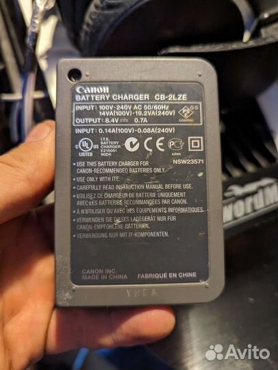 Зарядник Canon