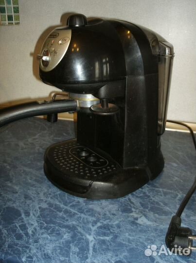 Кофемашина delonghi