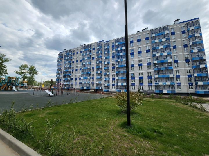 2-к. квартира, 46 м², 1/9 эт.