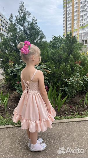 Платье нарядное для девочки