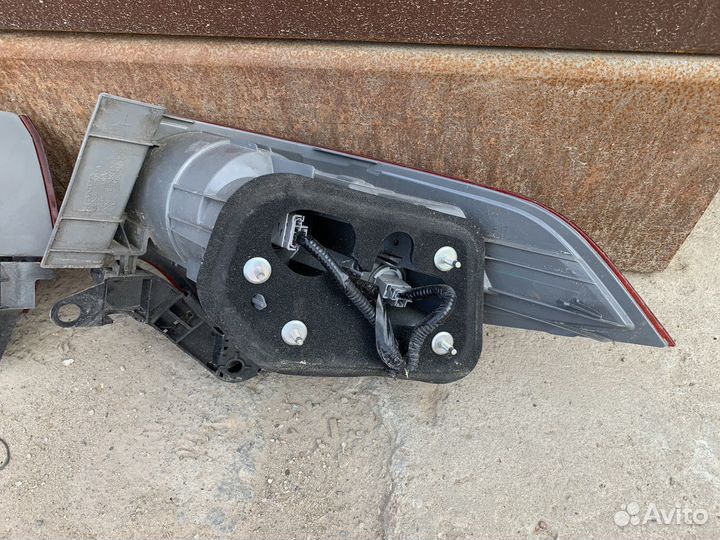 Honda Accord 8 - Фонарь задний правый наружний