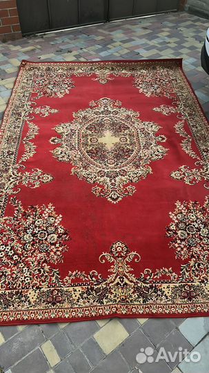 Ковры в ассортименте