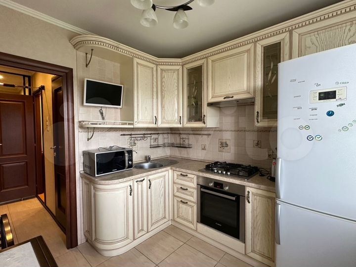 2-к. квартира, 54 м², 5/9 эт.