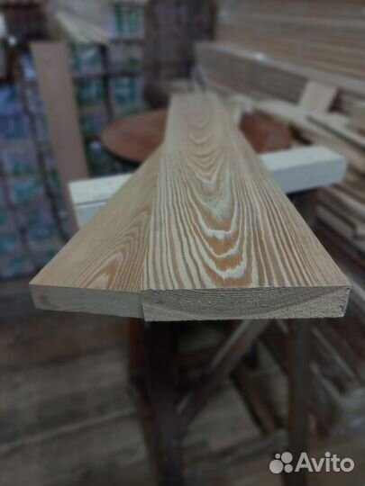 Строганная доска брус из сибирской лиственницы