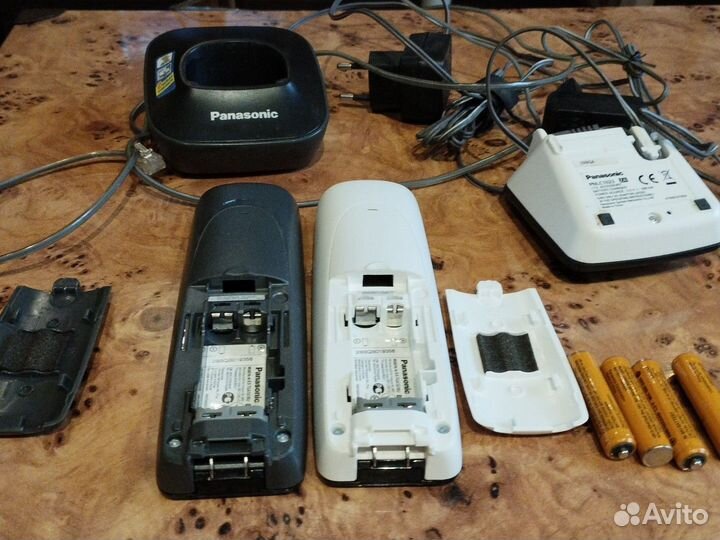 Радиотелефон panasonic с двумя трубками